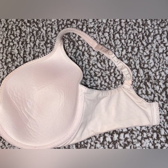 VICTORIA’S SECRET BRAS BEIGE SIZE 34DDD - Picture 9 of 17